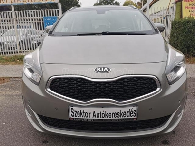 KIA CARENS 1.7 CRDI EX [7 személy] 1.TULAJ!S.MENTES. SZ.KÖNYV-98.492 km!GYÁRI 7 sz!NAVI-KAMERA-LED-PARKRADAR.1-év