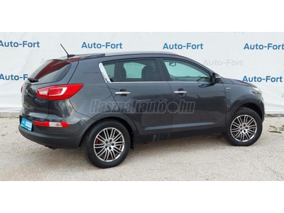 KIA SPORTAGE 2.0 EX Prémium 4x4 Átvizsgált