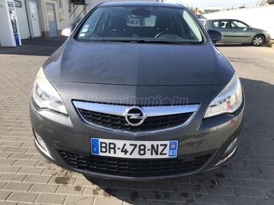 OPEL ASTRA J 1.4 Enjoy