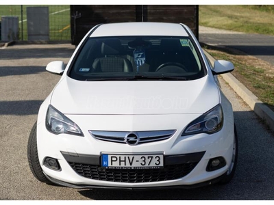 OPEL ASTRA J GTC 2.0 CDTI Start-Stop Sport