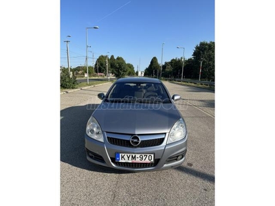 OPEL VECTRA C 1.9 CDTI Cosmo