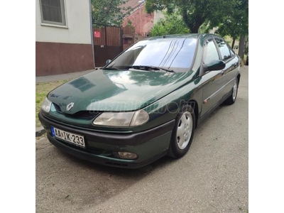 RENAULT LAGUNA 2.0 16V RTI Volvo motoros