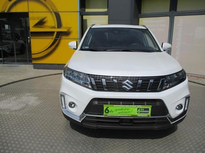 SUZUKI VITARA 1.4 Hybrid GLX Panorama + Navigáció Bemutató autó