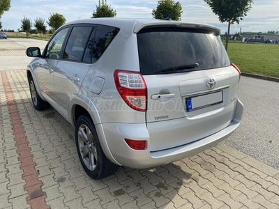 TOYOTA RAV 4 Rav4 2.2 DCAT Executive (Automata)