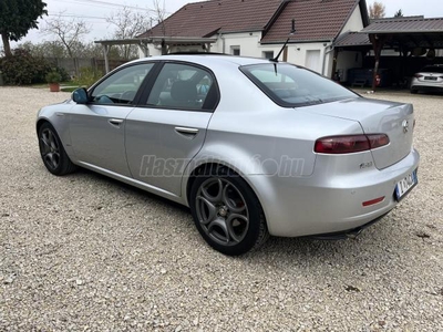 ALFA ROMEO 159 2.0 JTDm 16V Distinctive Napfénytető.18-as alufelni