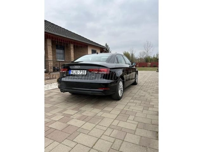 AUDI A3 Sportback 2.0 TDI Attraction quattro