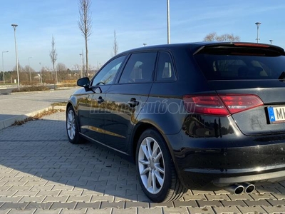 AUDI A3 Sportback 2.0 TDI Attraction S-tronic