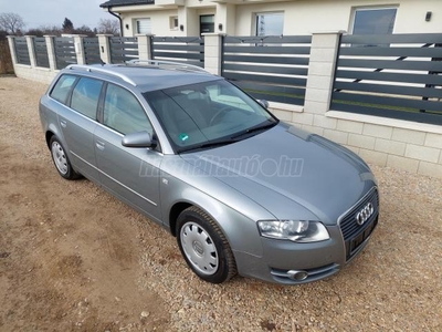 AUDI A4 Avant 2.0i Bőr Navi