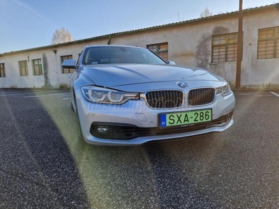 BMW 330e iPerformance Sport (Automata) KEYLESS NAPFÉNYTETŐ FŰTHETŐ KORM FRISS SZERVÍZ LED KITŰNŐ ÁLL