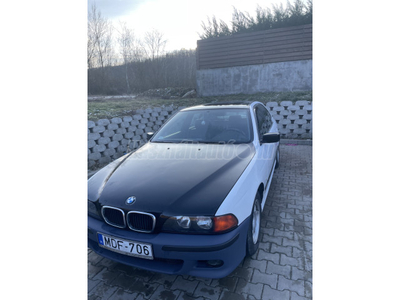 BMW 523i (Automata)