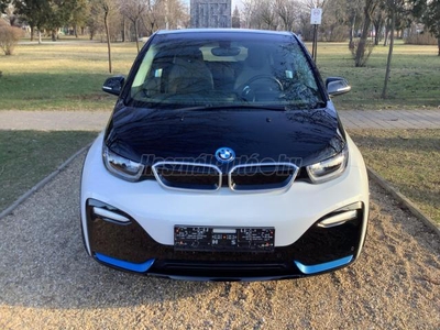 BMW I3 i3s 120Ah (Automata) TOLATÓKAMERA.HŐSZIVATTYÚ. GYORSTÖLTŐ. ÜLÉSFŰTÉS