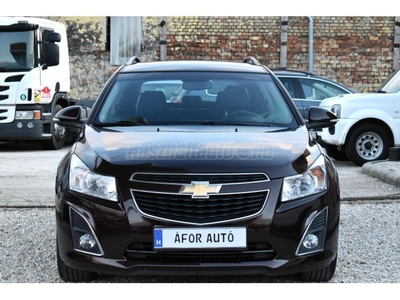 CHEVROLET CRUZE SW 1.7d LTZ FÉLBŐR - D.KLÍMA - T.KAMERA - KEYLESS GO - R17