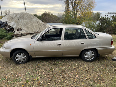 DAEWOO NEXIA 1.5i GL