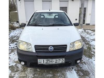 FIAT PUNTO 1.2 16V Active Újszerű állapotban leinformalható Km Futással