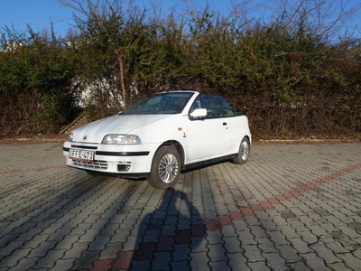 FIAT PUNTO Cabrio 1.6 90 ELX