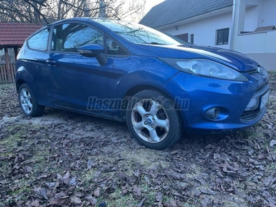 FORD FIESTA 1.4 Titanium