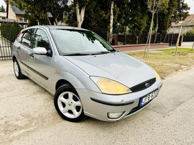 FORD FOCUS 1.4 Ambiente