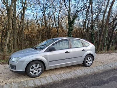 FORD FOCUS 1.6 Ambiente