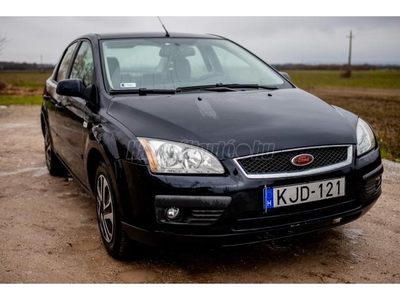 FORD FOCUS 1.6 Ambiente