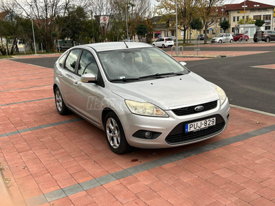 FORD FOCUS 1.6 Fresh