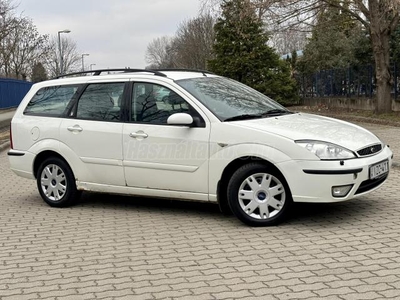 FORD FOCUS 1.6 Ghia Első Tulaj! Xenon! Ülésfűtés!