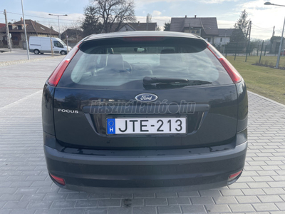 FORD FOCUS 1.6 Trend