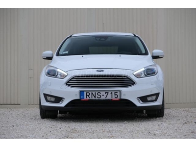 FORD FOCUS 2.0 TDCi Titanium S S Powershift AKÁR 1 ÉV GARANCIA// NAVI// BŐR// BEPARKOLÓ// ÜLÉSFŰTÉS