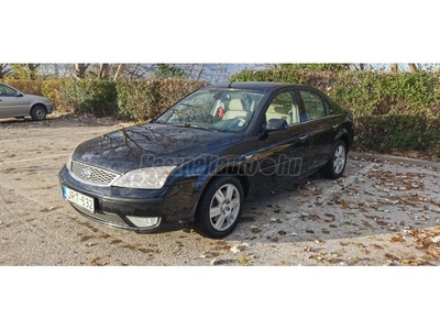 FORD MONDEO 1.8 SCi Ghia