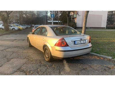 FORD MONDEO 2.0 Ghia