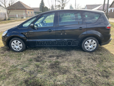 FORD S-MAX 2.0 TDCi Titanium