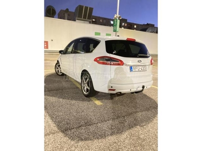 FORD S-MAX 2.0 TDCi Titanium