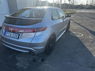 HONDA CIVIC 2.2 CTDi Executive Panoráma tető.Bőr belső.Valós Km