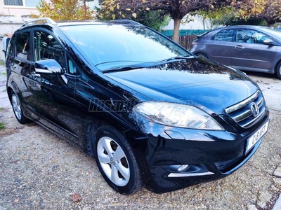 HONDA FR-V 1.8 Executive Xenon. Napfénytető. Tempomat. Ülésfűtés. Alufelni