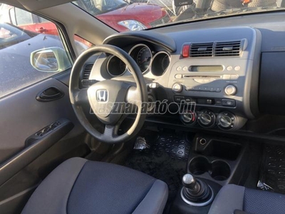 HONDA JAZZ 1.4 ES