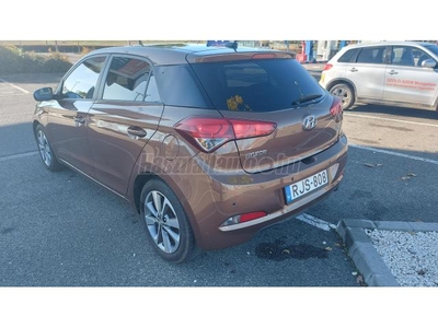 HYUNDAI I20 1.1 CRDi Panorama Digit klima.Ülésfűtés.Panorámatető.Tolatóradar.Sávtartó.Friss szervíz