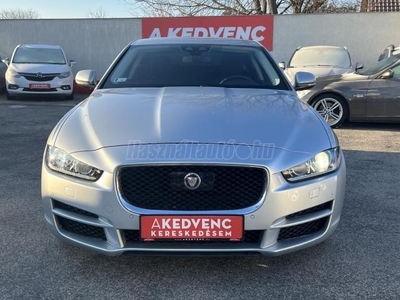 JAGUAR XE 2.0 l4D Prestige (Automata) LED Navi Távtartó Holttér PDC Kamera 2zdigitklíma Keyless 2gyári kulcs