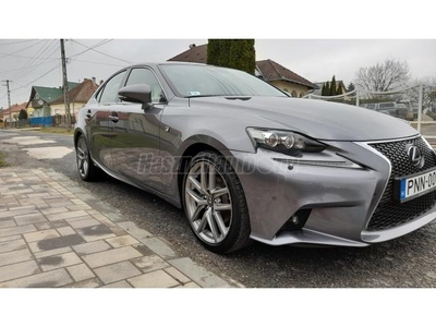 LEXUS IS 300h F-Sport&Safety&Sunroof (Automata)