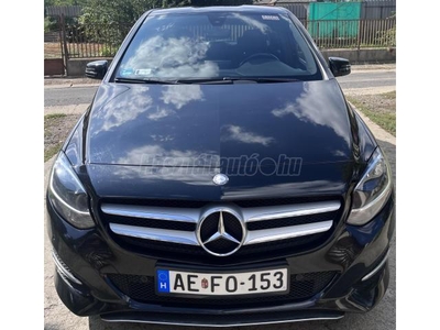 MERCEDES-BENZ B 180 d Urban