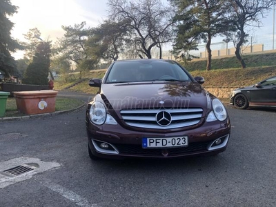 MERCEDES-BENZ R 320 CDI 4Matic (Automata) (6 személyes )