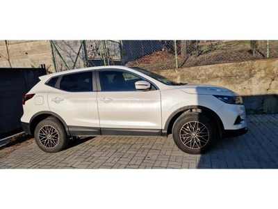 NISSAN QASHQAI 1.2 DIG-T Visia / Sérülésmentes / 1. tulajdonostól / 32.411 Km