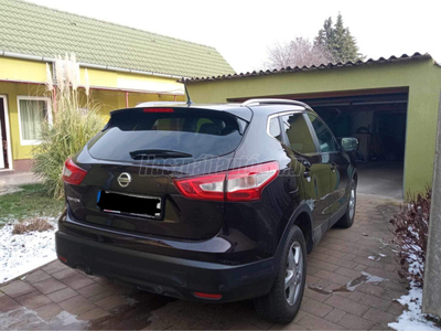 NISSAN QASHQAI 1.6 DIG-T N-Connecta