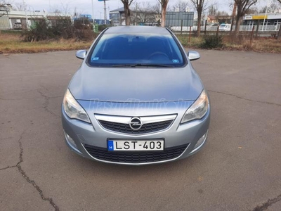 OPEL ASTRA J 1.3 CDTI EcoFLEX Essentia