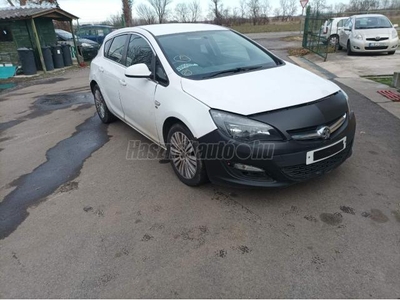 OPEL ASTRA J 1.4 Cosmo