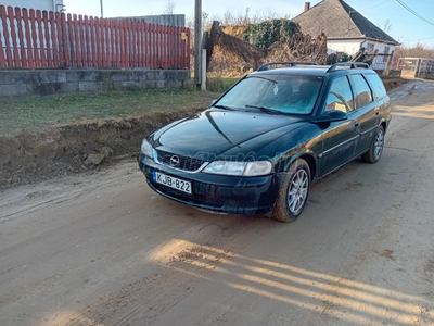 OPEL VECTRA B 1.6 16V CD