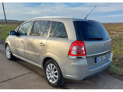 OPEL ZAFIRA B 1.7 CDTI Essentia