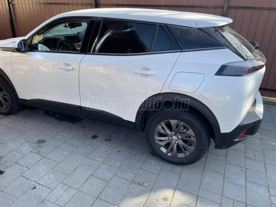 PEUGEOT 2008 1.2 PureTech Active Pack EAT8