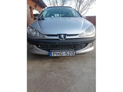 PEUGEOT 206 1.4 Color Line