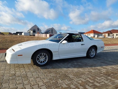 PONTIAC FIREBIRD 5.0 TBI V8