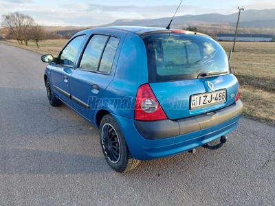 RENAULT CLIO 1.4 16V Oasis