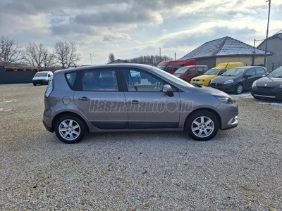 RENAULT SCENIC Scénic 1.5 dCi Dynamique